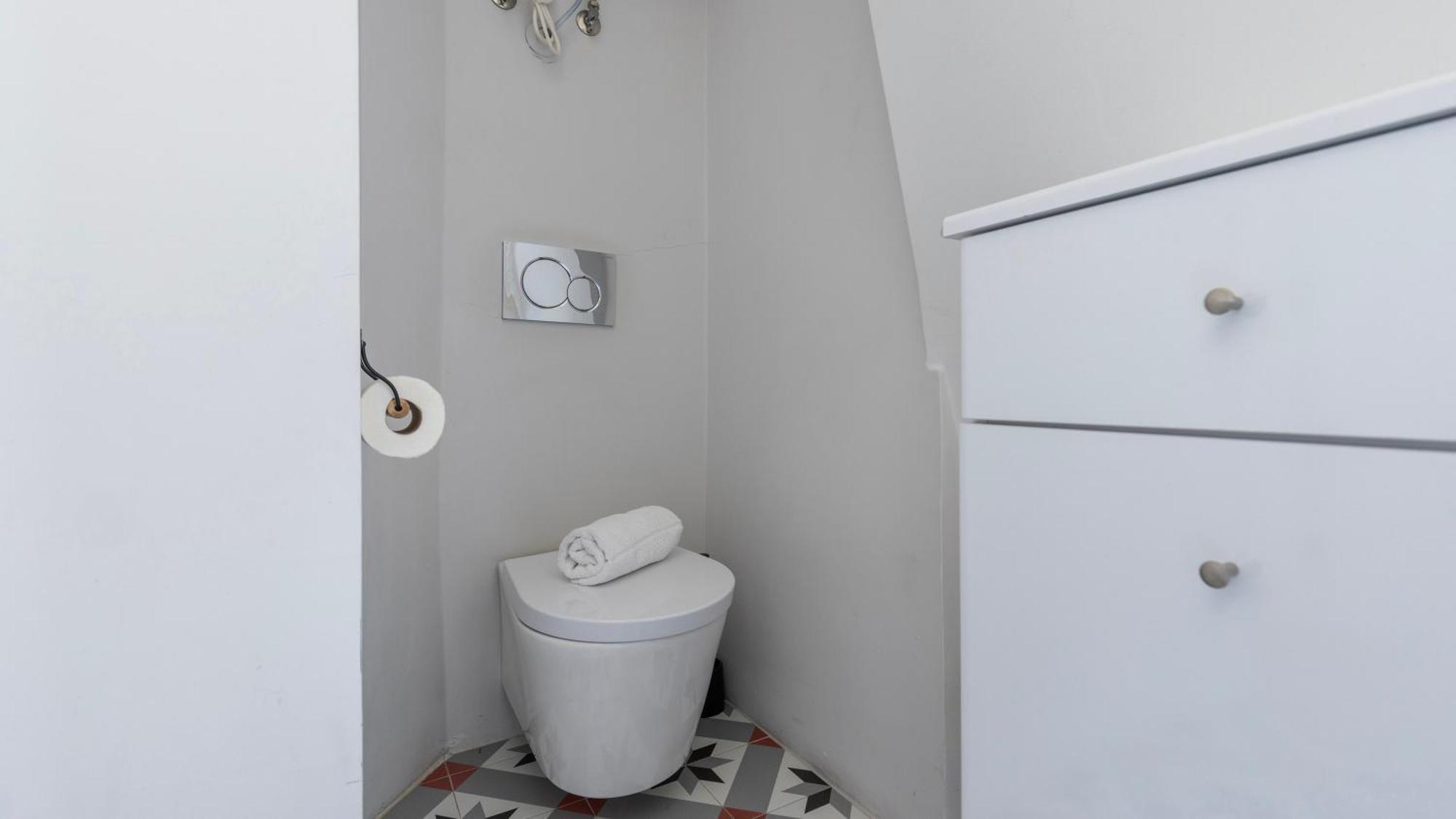 Classic Topfloor Apartment By Lovelystay Lisboa Eksteriør bilde